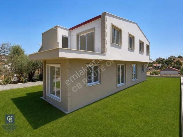 Dikili, İzmir içerisinde satılık Villa