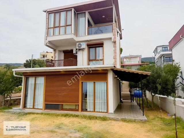 Dikili, İzmir içerisinde satılık Villa