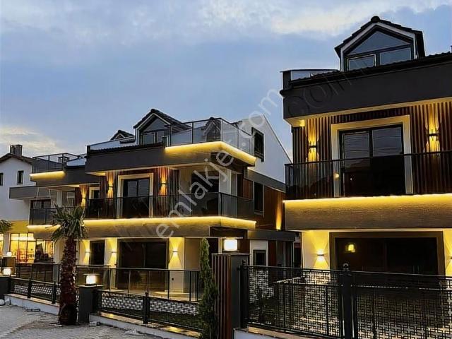 Dikili, İzmir içerisinde satılık Villa