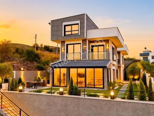 Çandarlı Mahallesi, Dikili içerisinde satılık Villa
