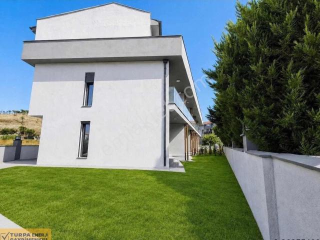 Dikili, İzmir içerisinde satılık Villa