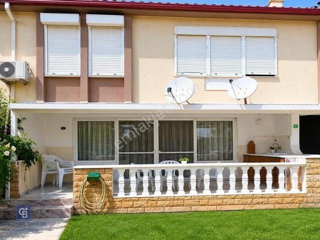 Dikili, İzmir içerisinde kiralık Villa