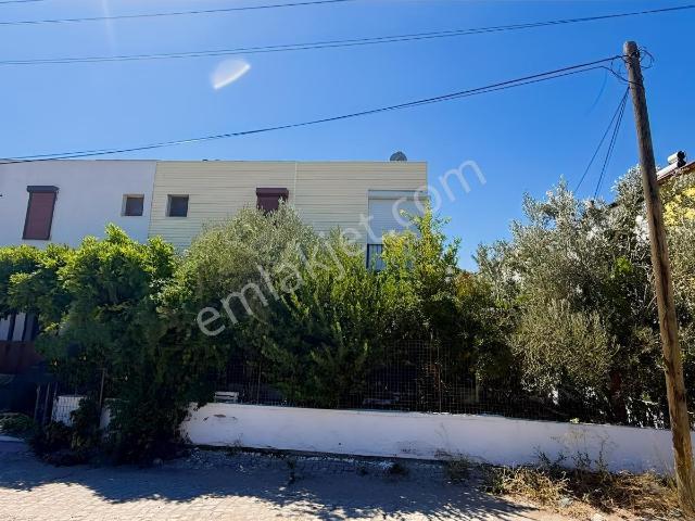 Dikili, İzmir içerisinde satılık Villa