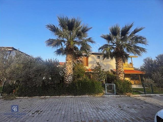 Çandarlı Tatil Köyü Dereboyu Kesimi, Dikili içerisinde satılık Villa