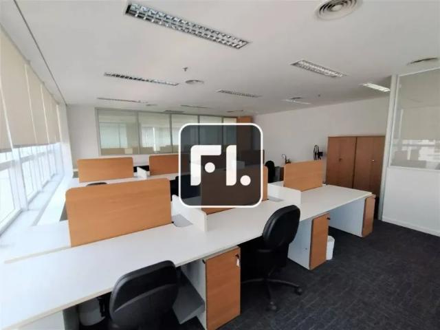 Ponto Comercial aluguel em Região Imediata de São Paulo, Região Metropolitana de São Paulo