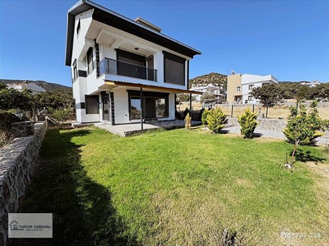 Dikili, İzmir içerisinde satılık Villa