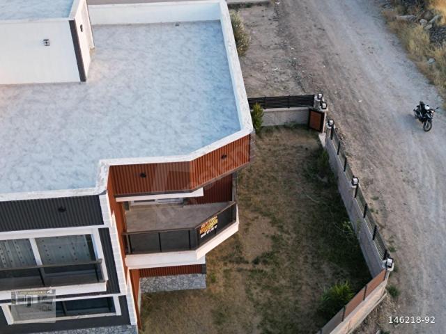 Dikili, İzmir içerisinde satılık Villa