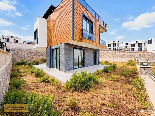 Dikili, İzmir içerisinde satılık Villa