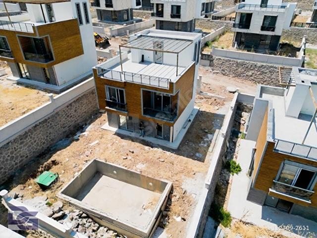 Dikili, İzmir içerisinde satılık Villa