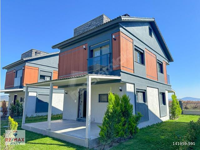 Dikili, İzmir içerisinde satılık Villa