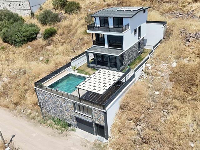 Dikili, İzmir içerisinde satılık Villa