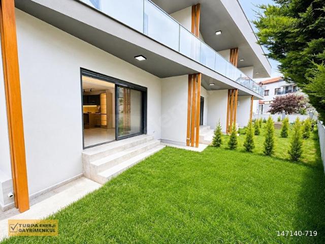 Dikili, İzmir içerisinde satılık Villa