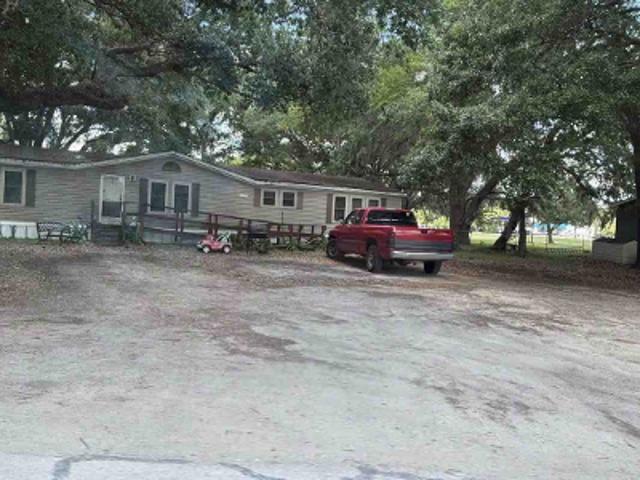 House for sale in Mascotte, Florida