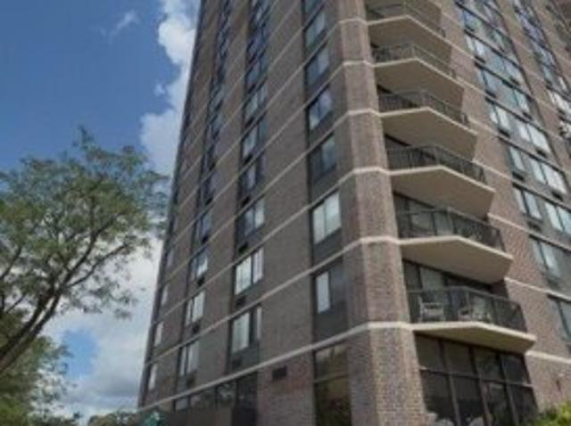 Condo for sale in Fort Lee, New Jersey