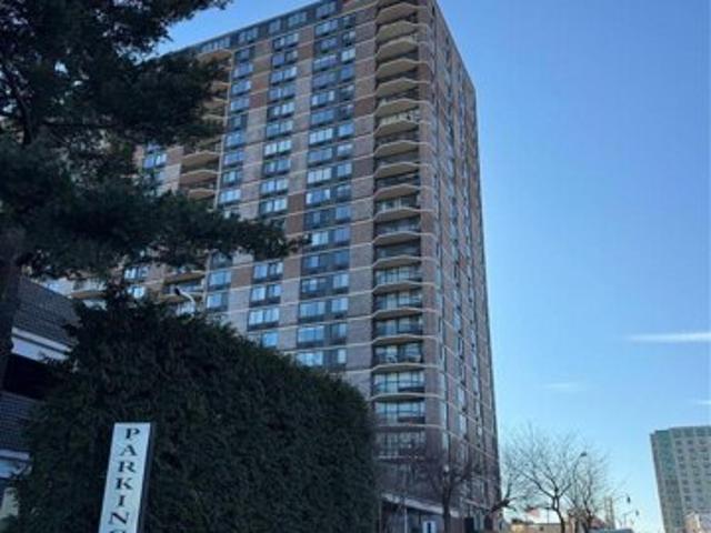 Condo for sale in Cliffside Park, New Jersey