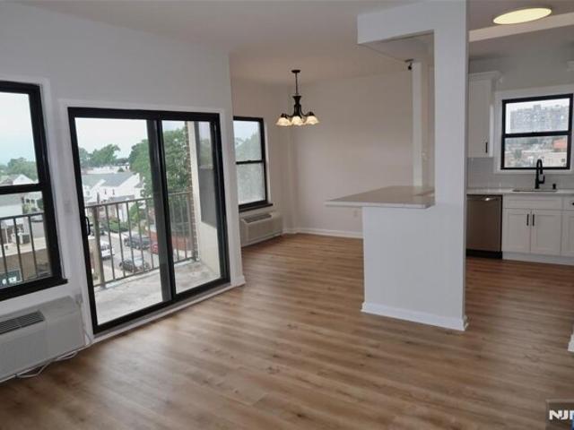 Condo for sale in Cliffside Park