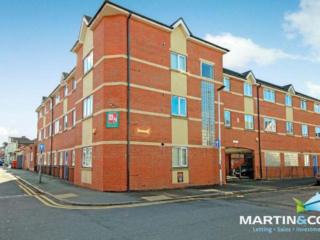 Studio for rent in Bearwood, West Midlands