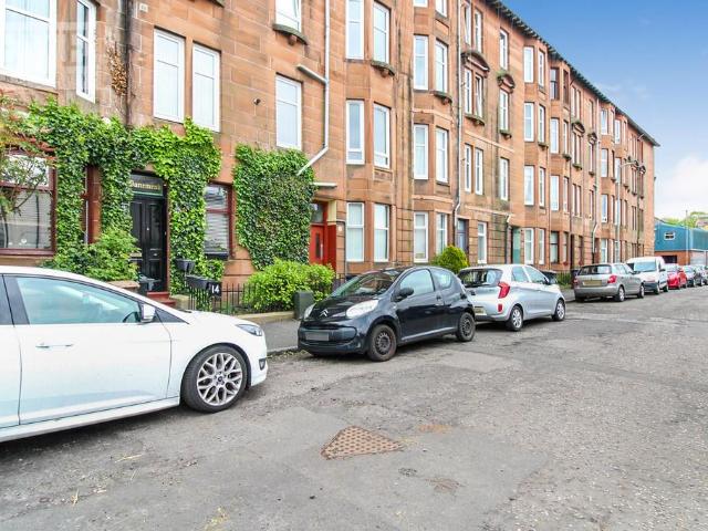 Apartment for rent in Loanhead, Renfrew