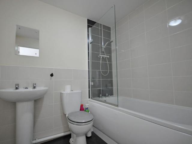 Apartment for rent in Somerton, Newport