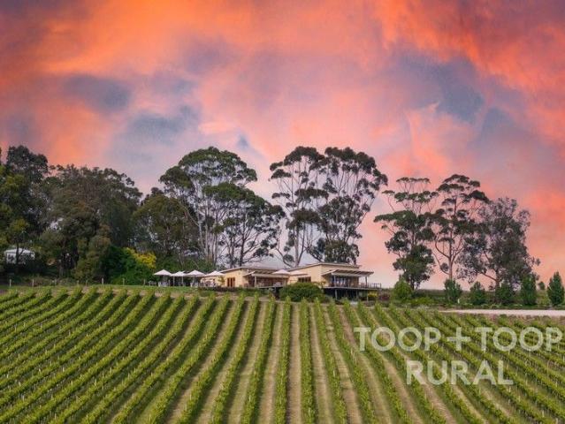 Cottage for sale in Cudlee Creek, South Australia