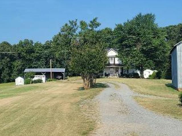 House for sale in Chatham