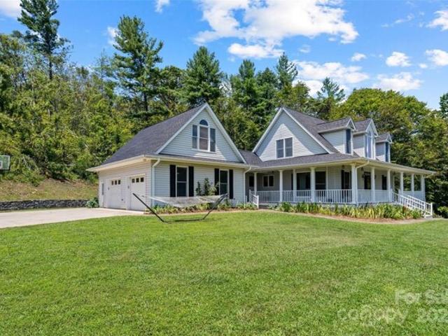 House for sale in Weaverville