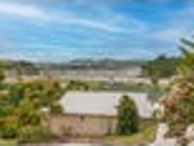 House for rent in Otakou