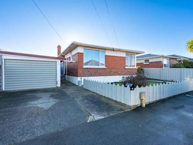House for rent in Otakou