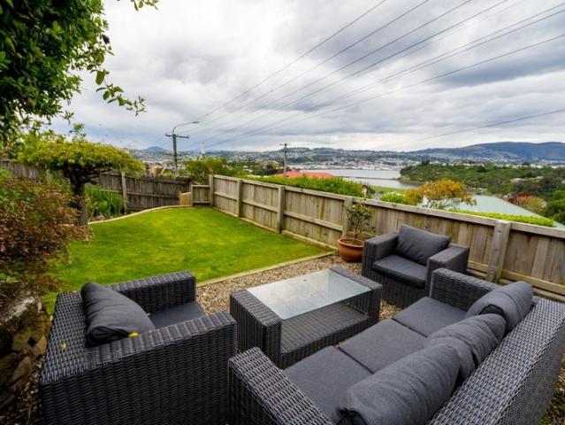 House for rent in Otakou