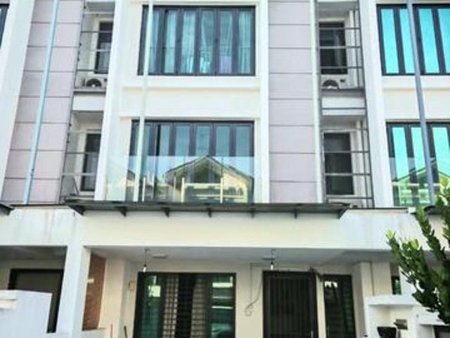 Terraced House for sale in Petaling, Subang Jaya