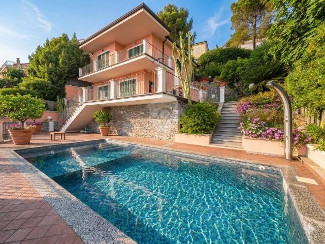 Villa Indipendente in affitto a Andora, Liguria
