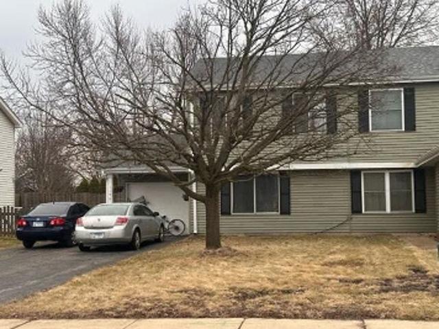 House for sale in Aurora, Illinois
