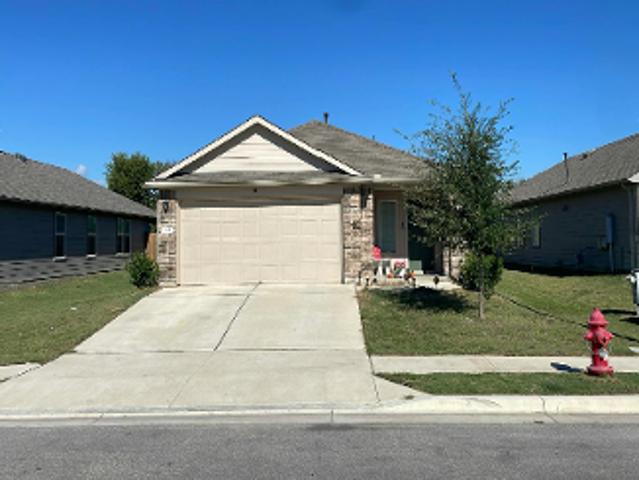 House for sale in Uhland, Kyle