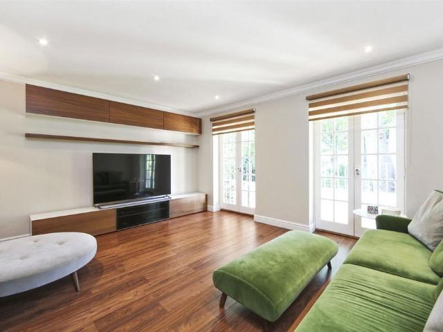 Apartment for rent in Kensal Town, Greater London