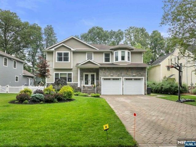 House for sale in Glen Rock