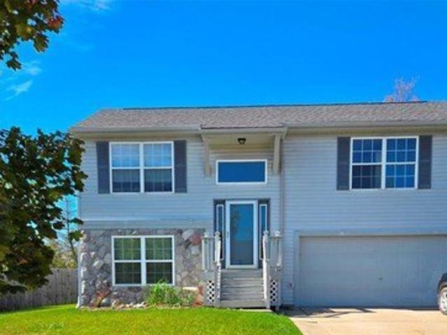 House for sale in Fenton, Michigan