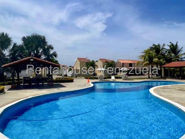 Casa en venta en Tucacas, Falcón
