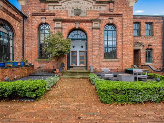 House for rent in Lower Wick, Worcestershire