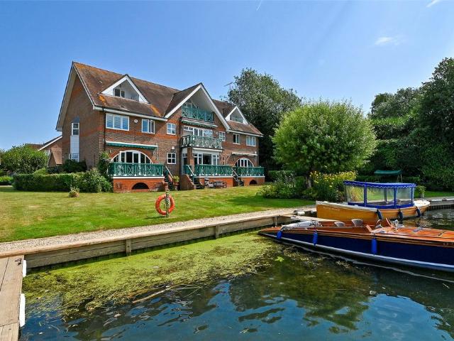 Apartment for rent in Wooburn, Bourne End