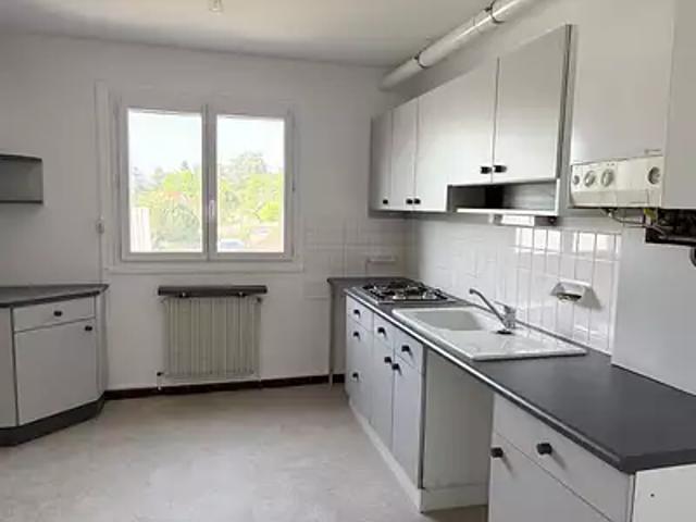 Appartement location à Saint-Étienne, Andrézieux-bouthéon