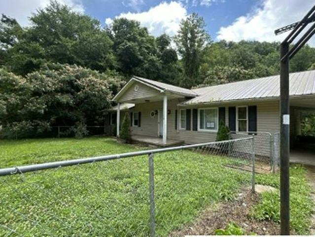 House for sale in Floyd County, Kentucky