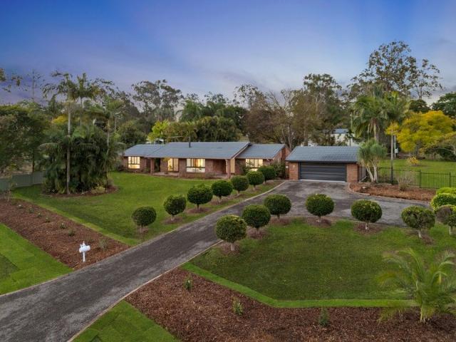 Cottage for sale in Toombul, Queensland