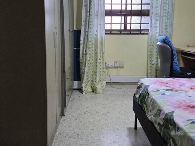 Room for rent in Thomson