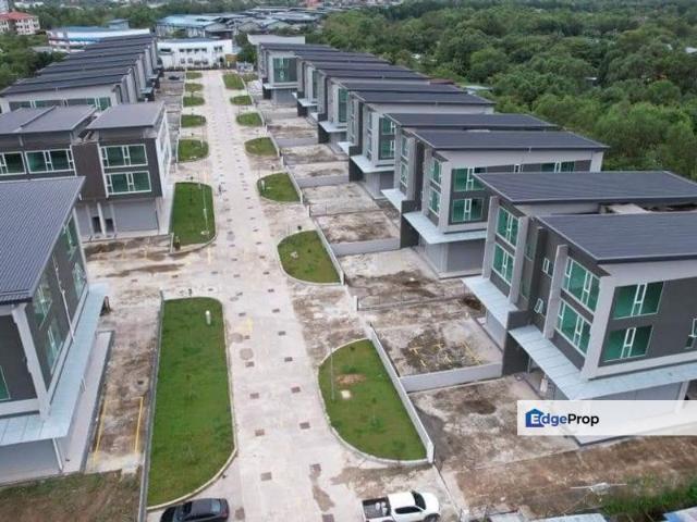 Warehouse for rent in Inanam, Sabah