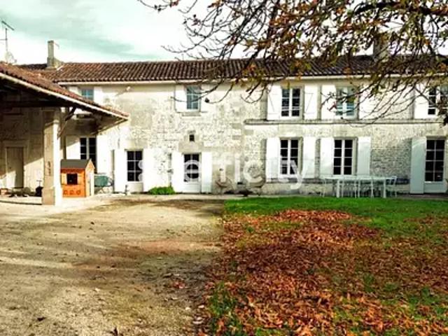 Maison vente à Cognac, Angeac-champagne
