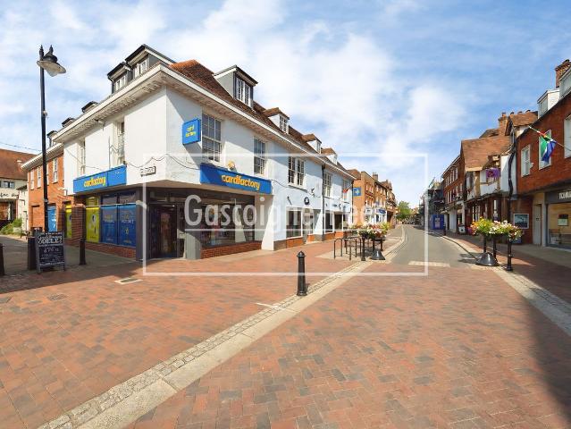 Apartment for rent in Holloway Hill, Fole