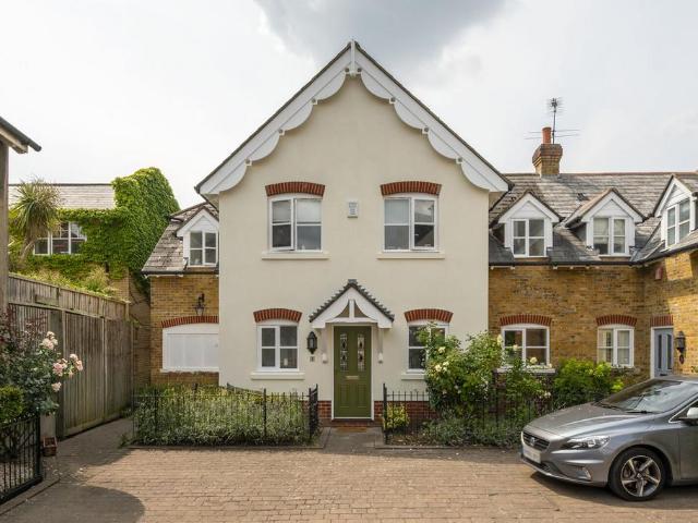 House for rent in Roehampton, Greater London
