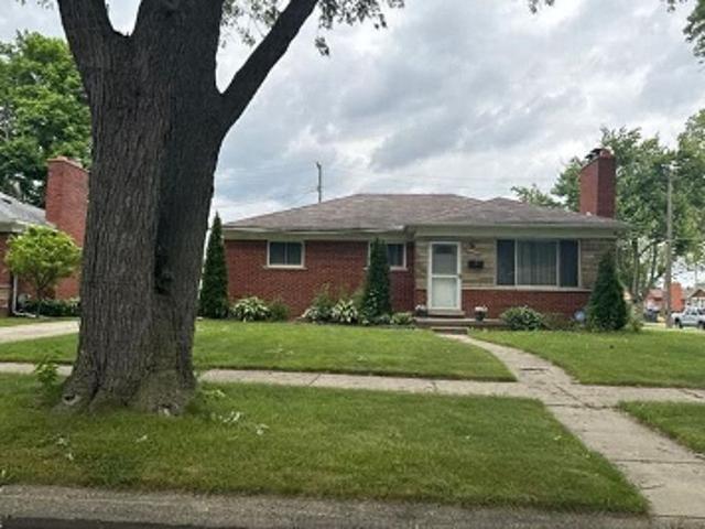 House for sale in Saint Clair Shores, Michigan