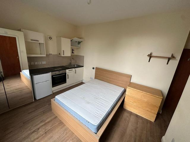 Apartment for rent in Loughborough Junction, Greater London