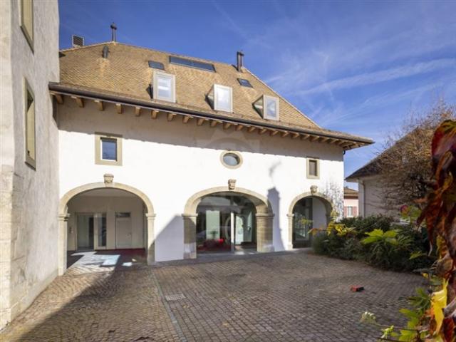 Einfamilienhaus kaufen in Aubonne, Waadt